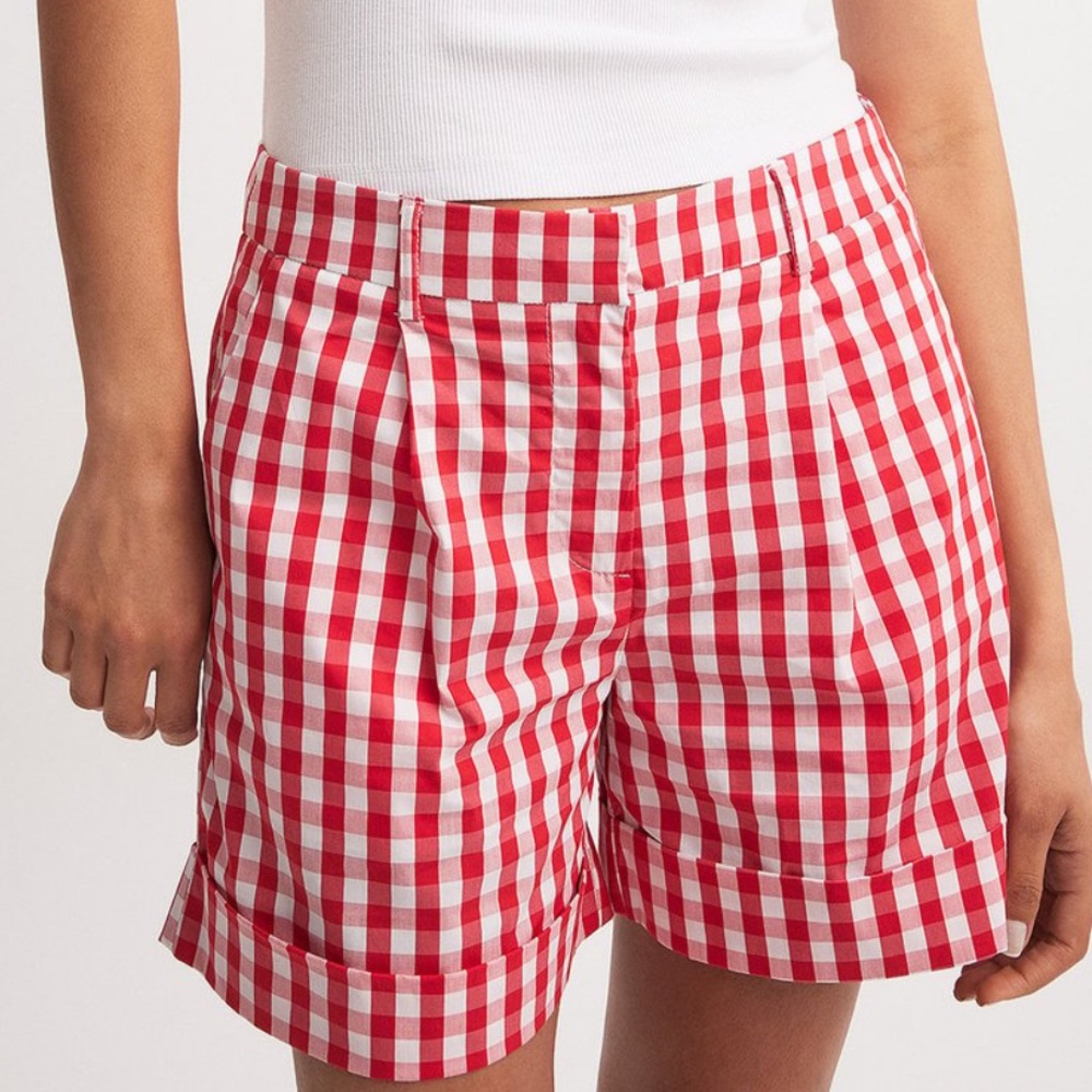 Red and White Checkered Women's Shorts NEW WITH TAGS! NWT!!